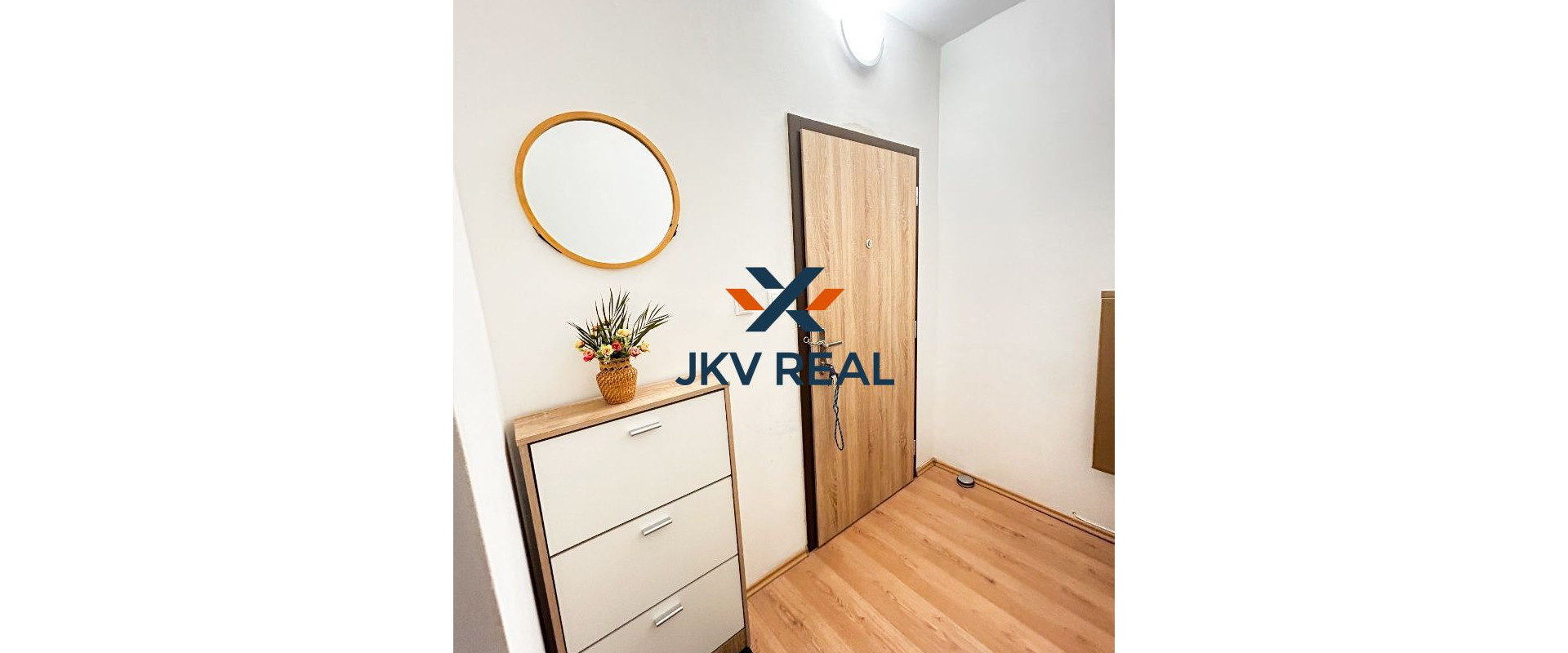 REZERVOVANÉ - NÁDHERNÝ 2 IZBOVÝ BYT na predaj v Ružinove!