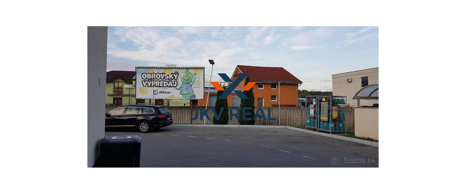 Na predaj polyfunkčný dom s možnosťou bývania v Kolárove-Eladásra kínálunk többfunkciós házat Gútán