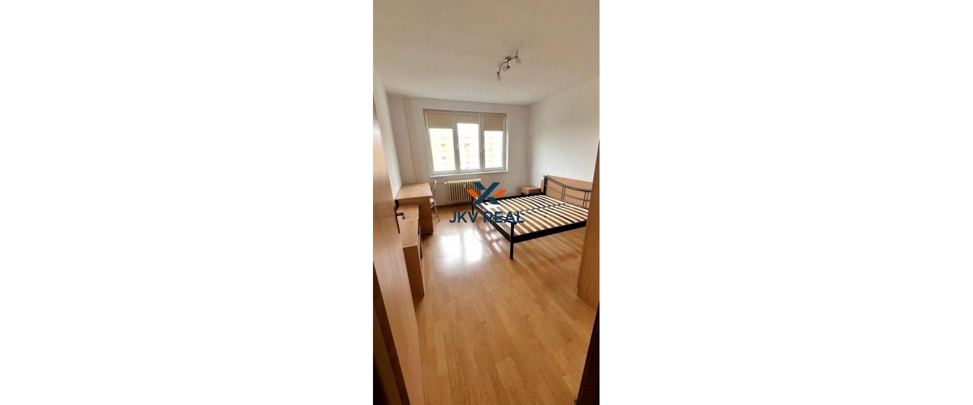 Prenájom 2 izb. byt s balkónom na Južnej triede