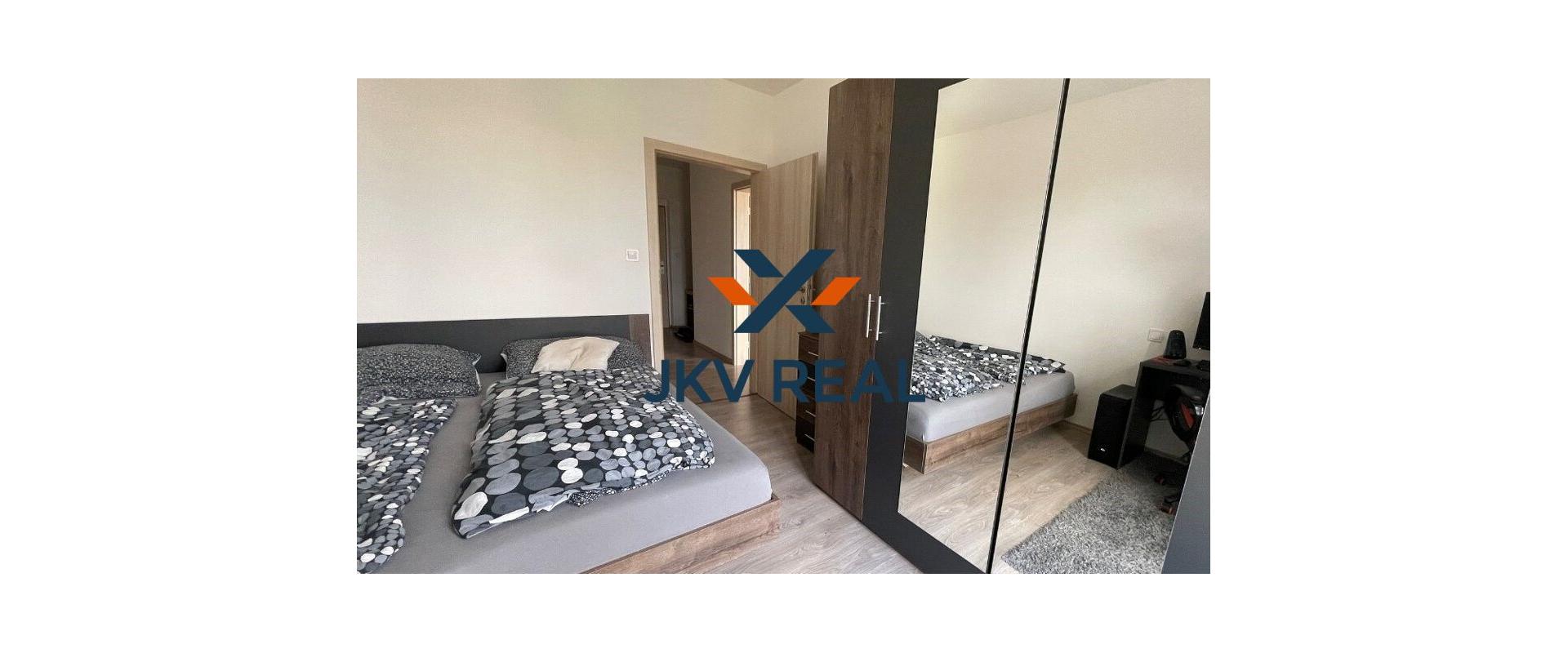 SKVELÁ CENA!! Na predaj 2 izbový byt v Dunajskej Lužnej.