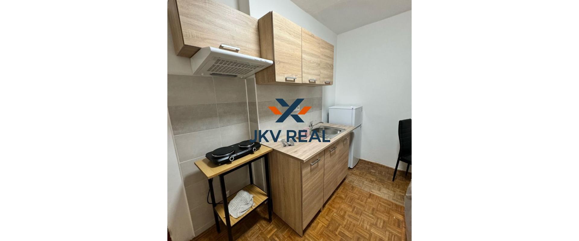 Zariadená garsónka na prenájom, Prešov, Royova