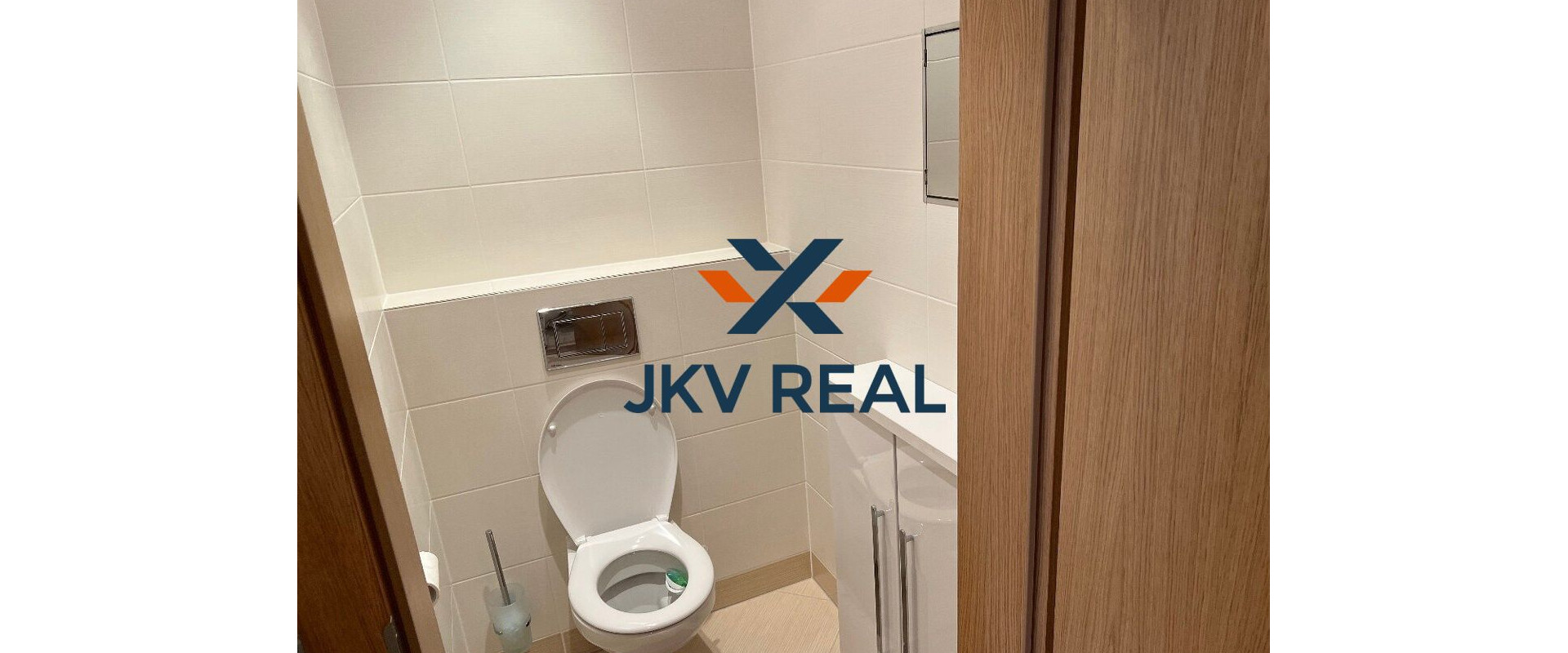 Na predaj priestranný 3 izbový byt v Ružinove.