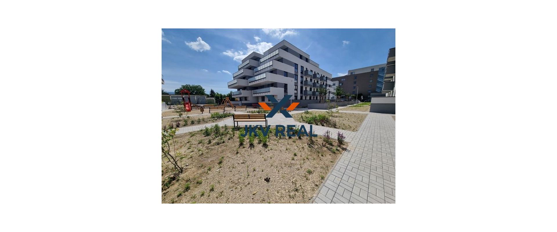 LEN U NÁS! PREDAJ 2-IZBOVÝ BYT S TERASOU V NOVOSTAVBE NOEMIS