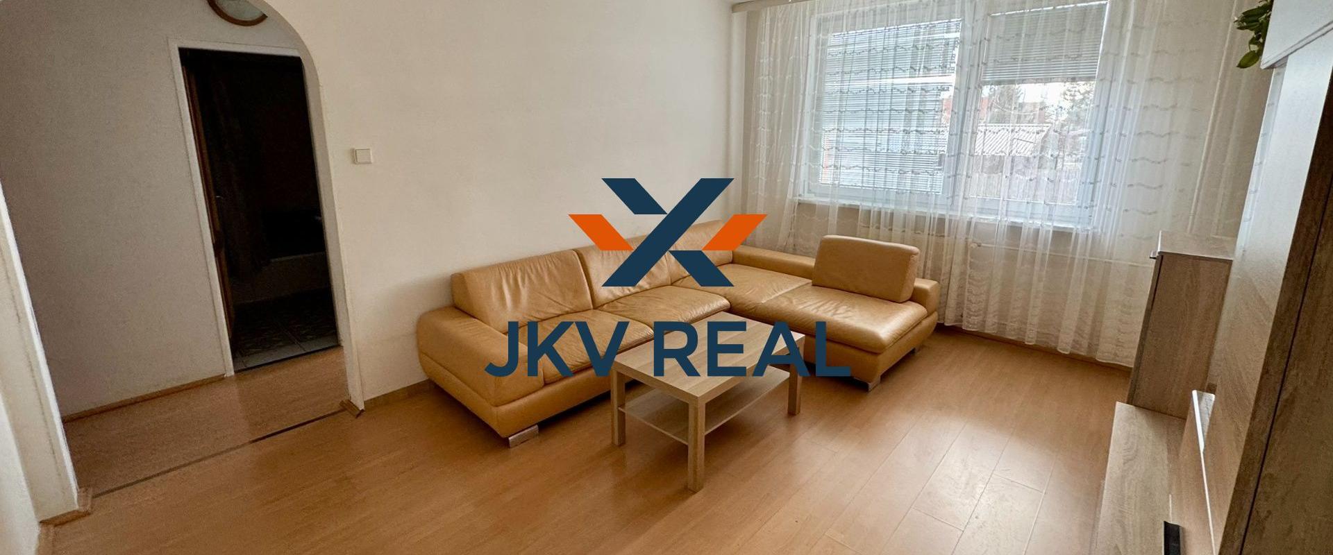 Priestranný 2 izbový byt (56m²) - Slovenský Grob - centrum