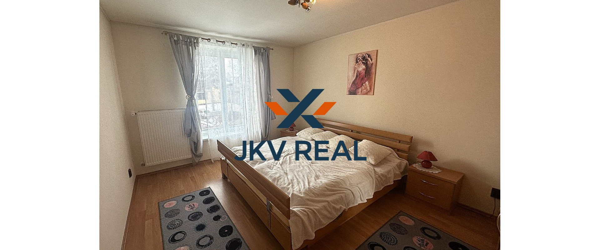 PREDANÉ - 2 izbový byt v centre Turčianskych Teplíc s vlastným parkovacím státím