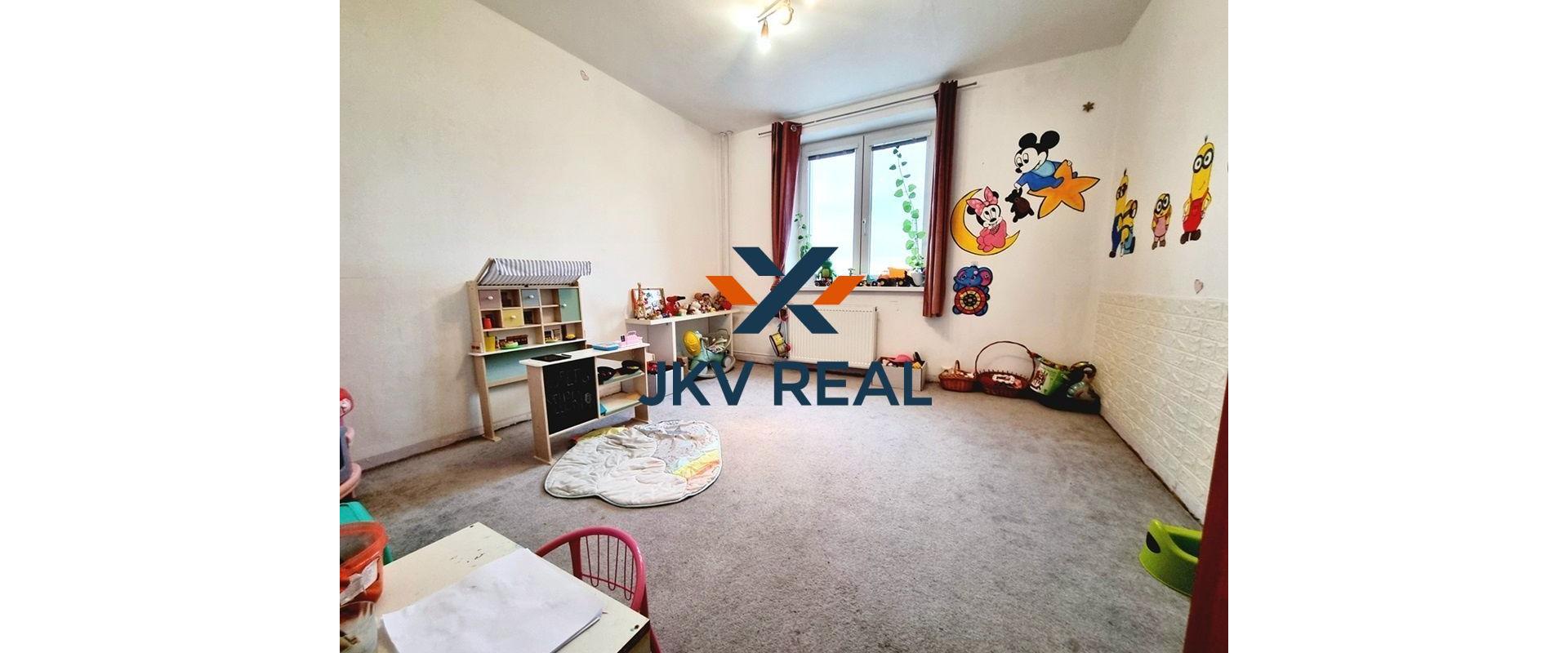 JKV Real ponúka na predaj priestranný 4izbový byt  Malacky