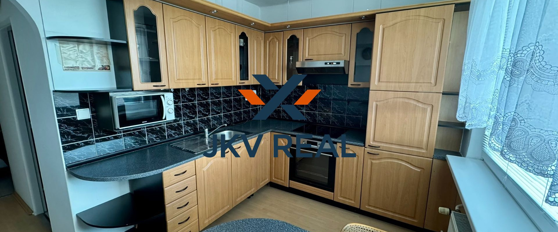 Priestranný 2 izbový byt (56m²) - Slovenský Grob centrum