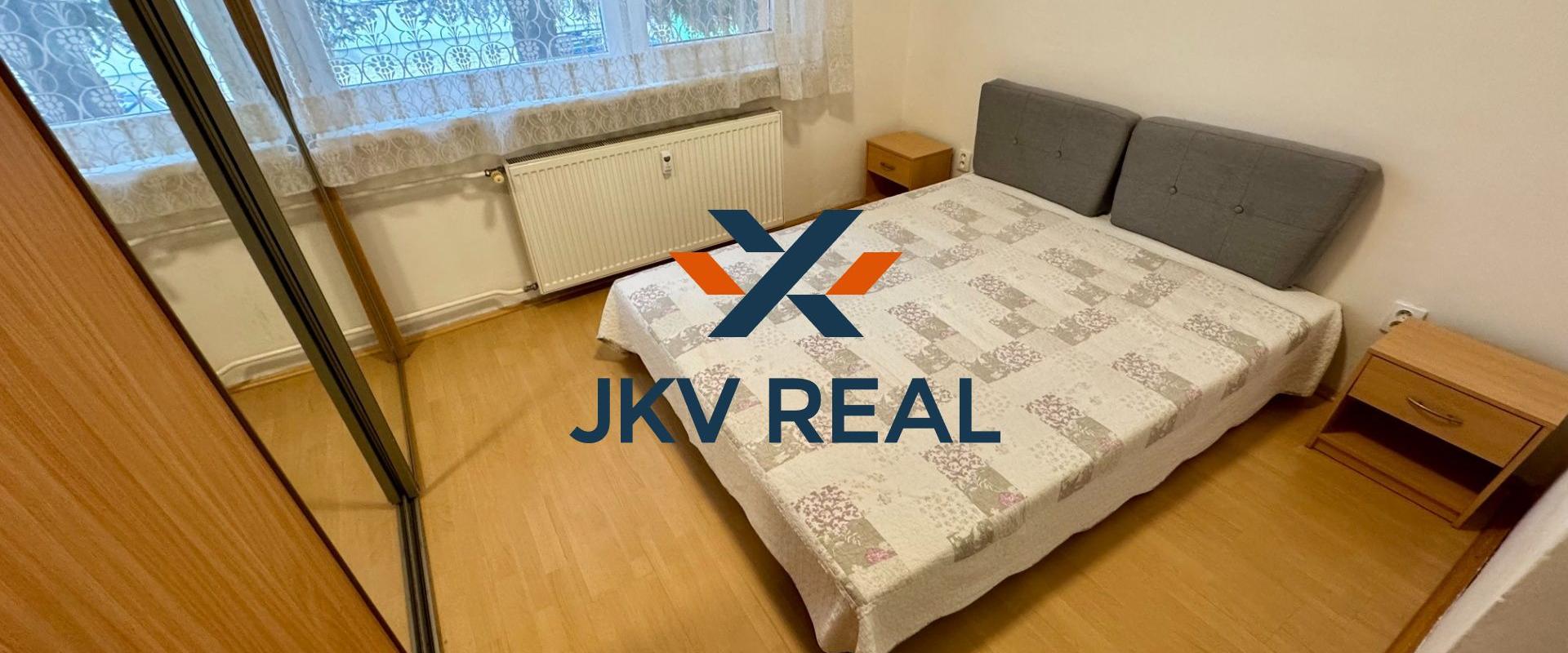 Priestranný 2 izbový byt (56m²) - Slovenský Grob - centrum