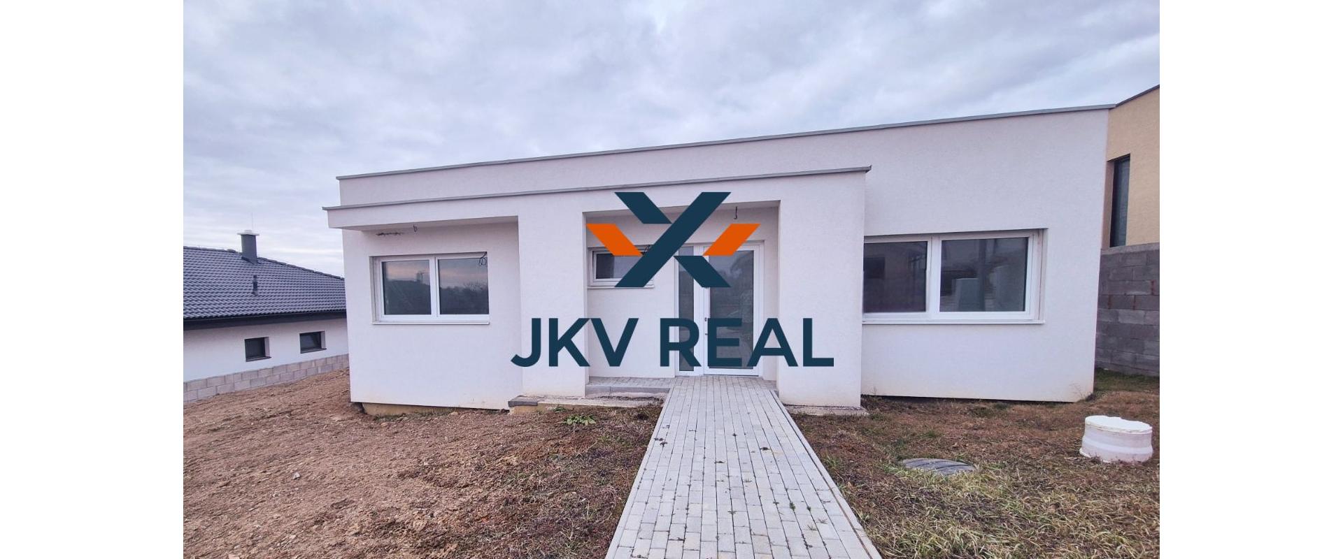 Novostavba 4 izbového rodinného domu v obci Zvončín