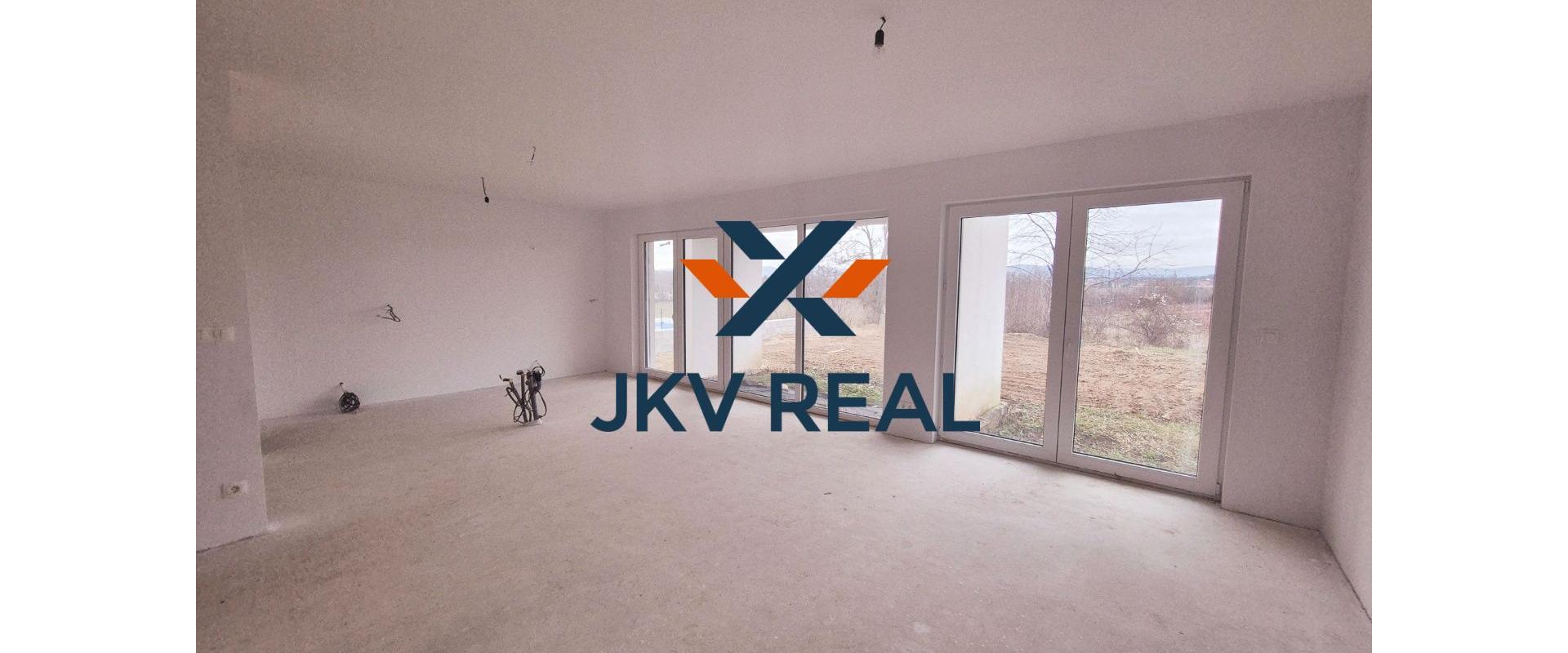 Novostavba 4 izbového rodinného domu v obci Zvončín