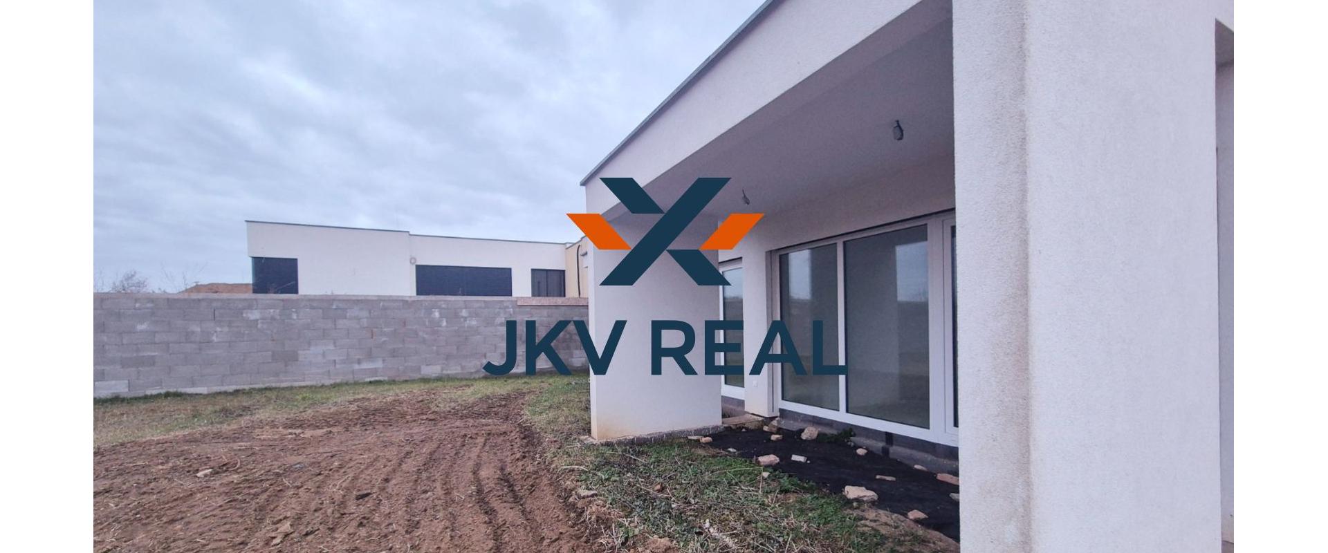 Novostavba 4 izbového rodinného domu v obci Zvončín