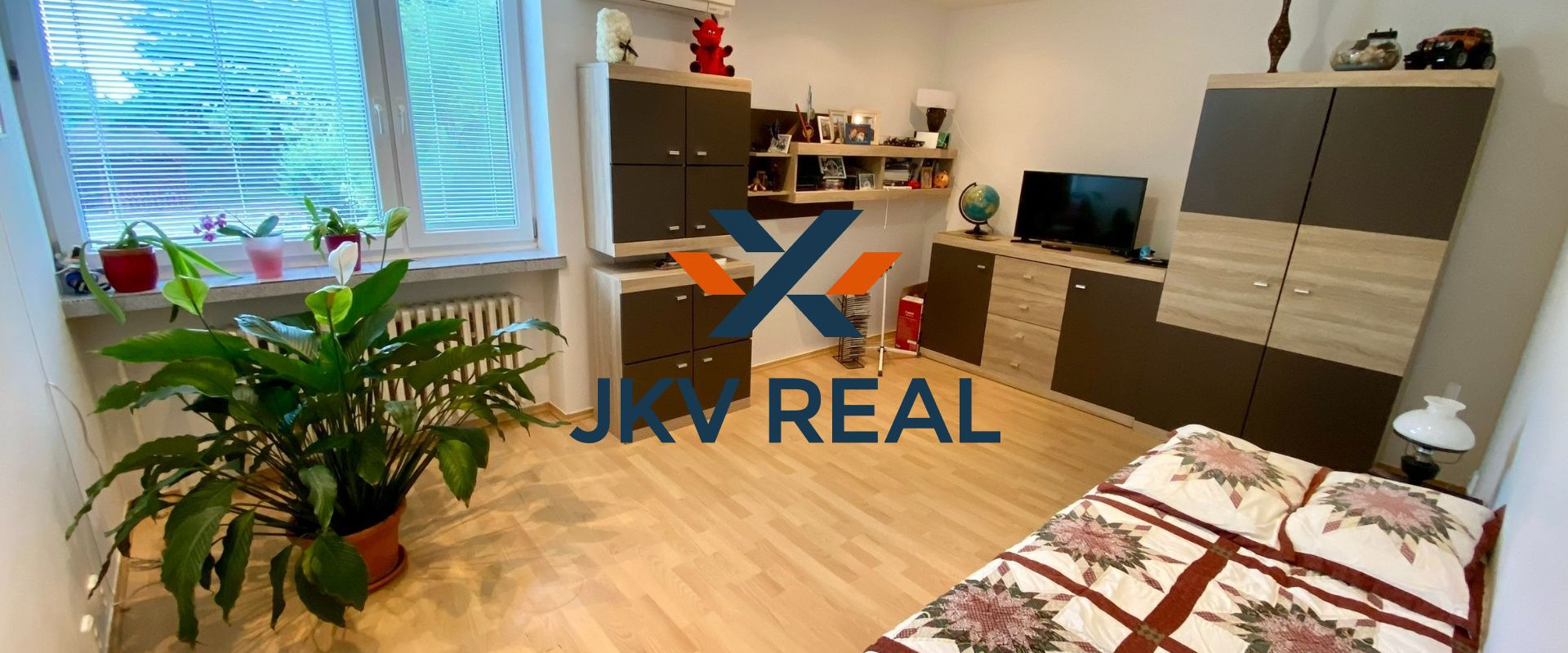 REZERVOVANÉ - RD Tomášov, zimná záhrada, 2x garáž, pozemok 800 m2 celopodpivničený