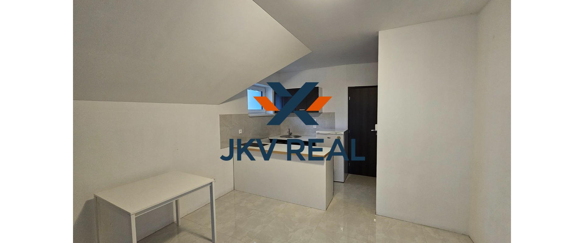 Prenájom garsónky v Trstíne