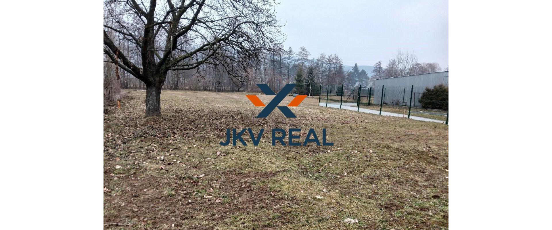 Ponúkame na predaj lukratívny pozemok v Nitrici