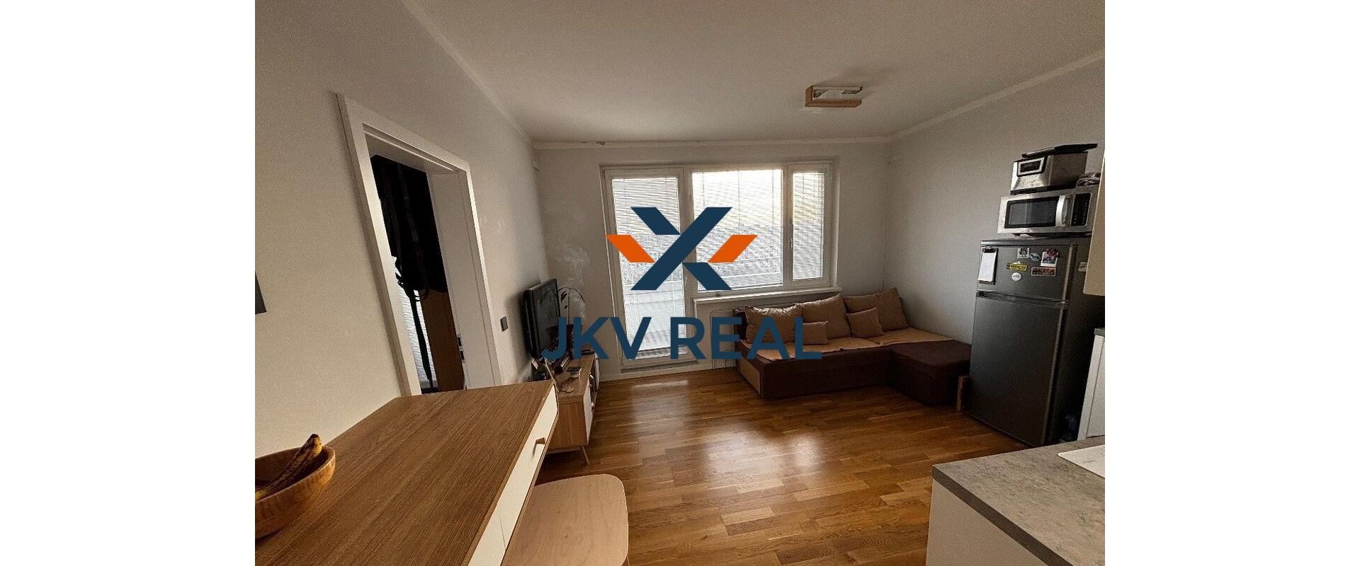 Na prenájom slnečný 2-izbový byt Petržalka