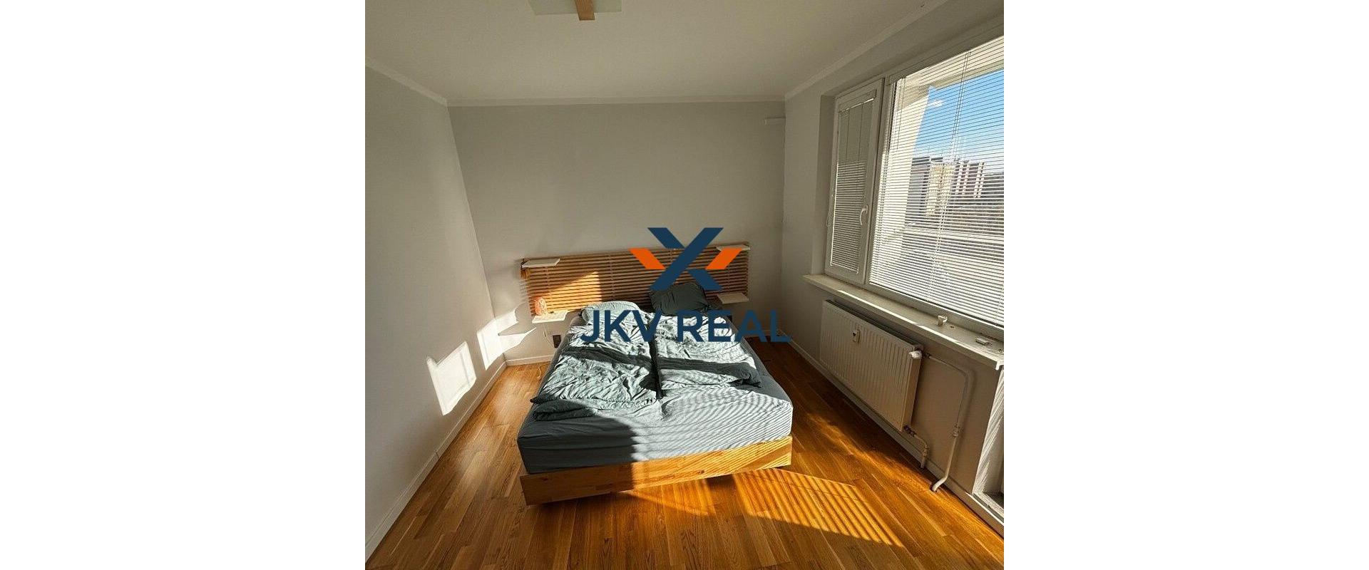 Na prenájom slnečný 2-izbový byt Petržalka