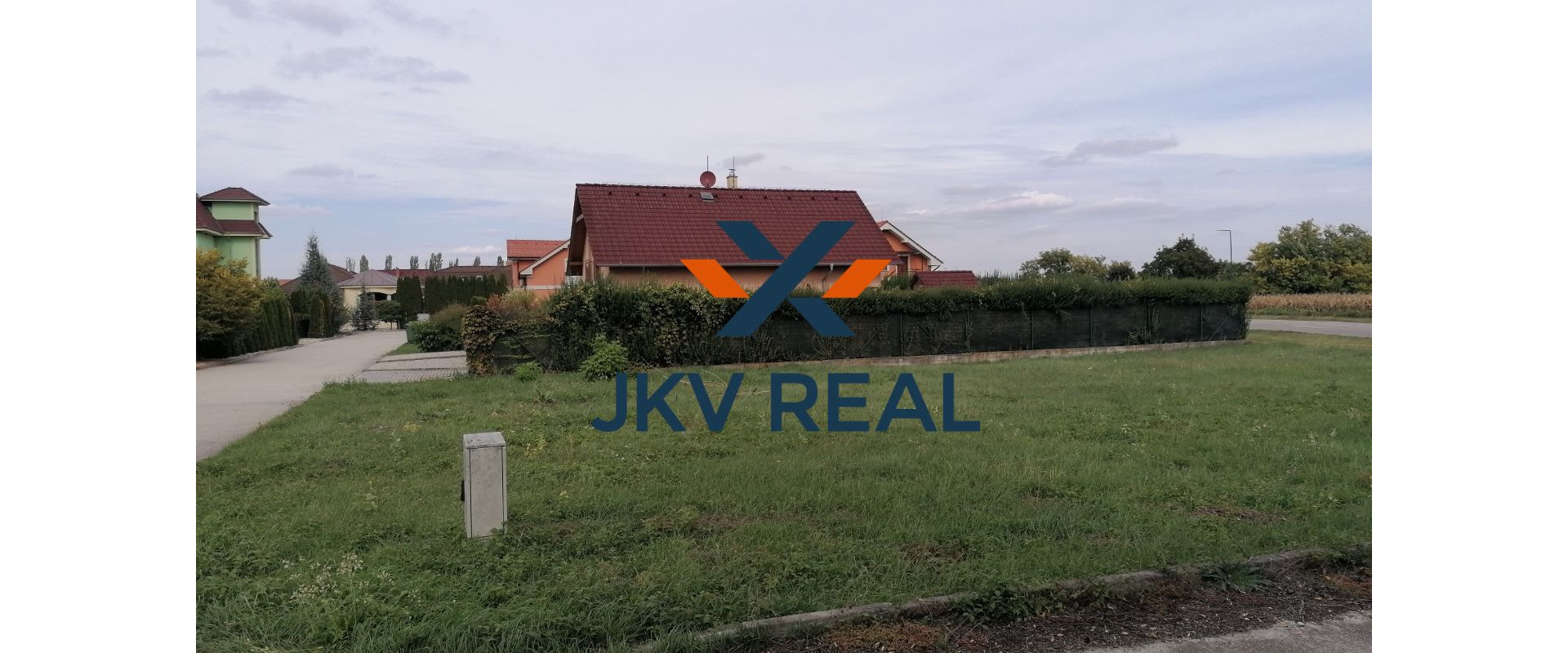 NA PREDAJ STAVEBNÝ POZEMOK VO VEĽKOM MEDERI