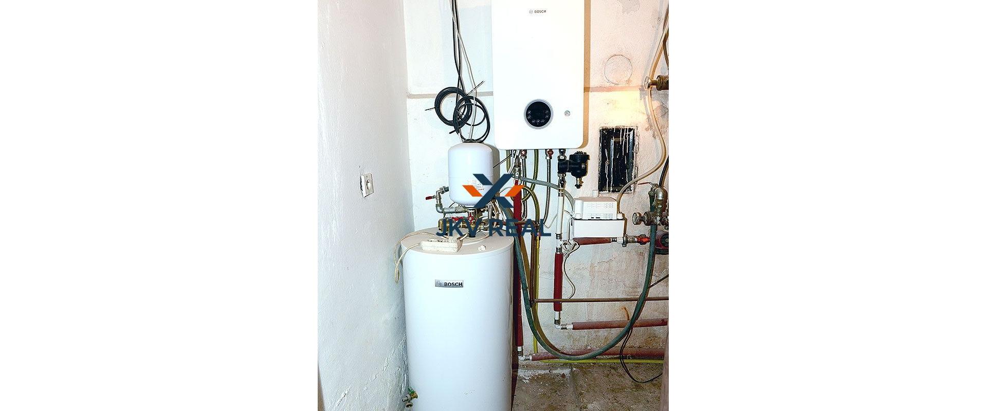 4 izbový rodinný dom s garážou v tichej lokalite