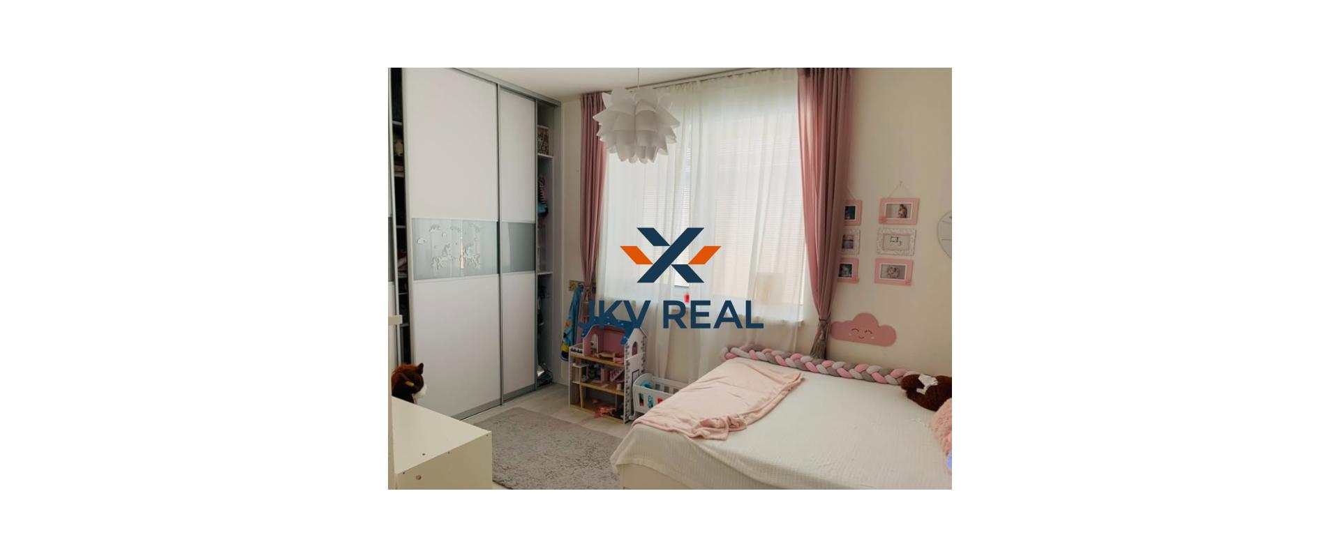 Na predaj 4-izbový byt vo Veľkom Bieli v tichej časti.