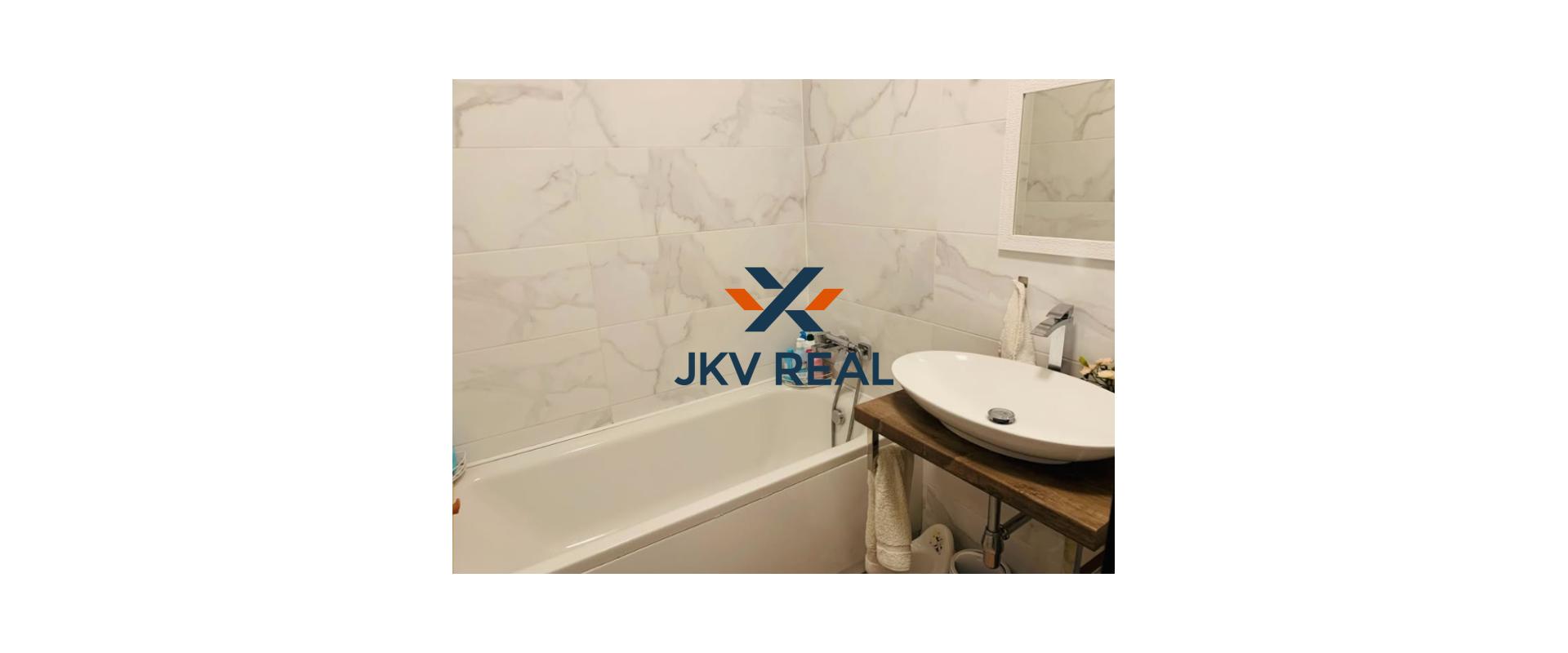 Na predaj 4-izbový byt vo Veľkom Bieli v tichej časti.