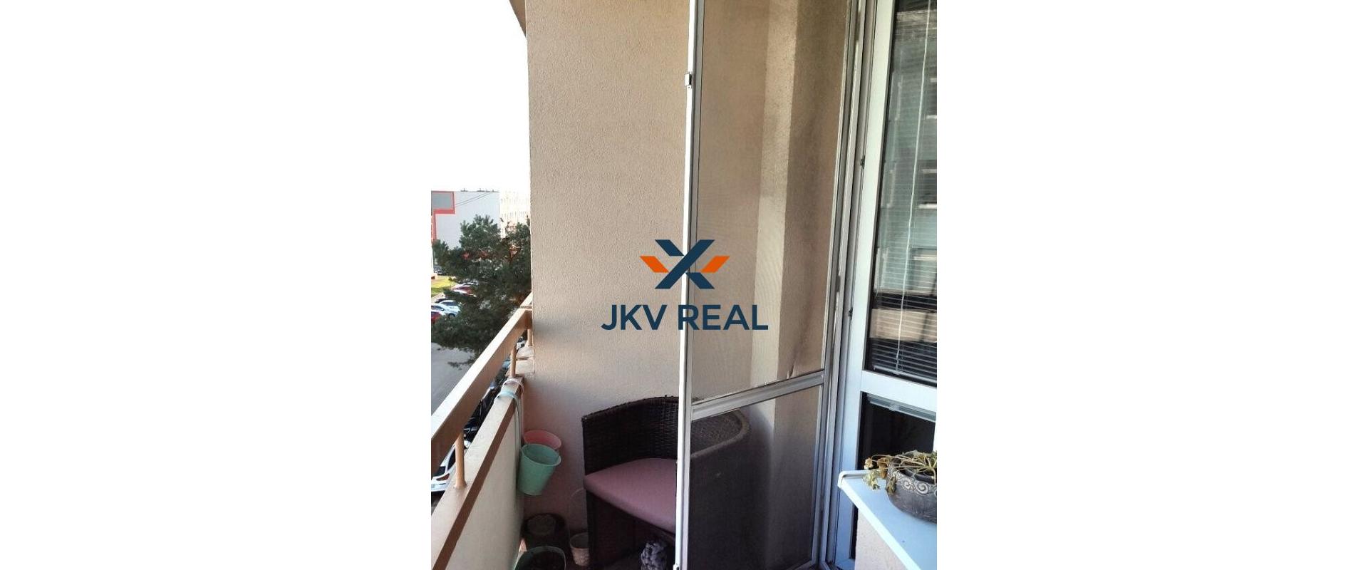 JKV REAL Vám ponúka pekný, priestranný 3 izbový byt na predaj v Centre Malaciek