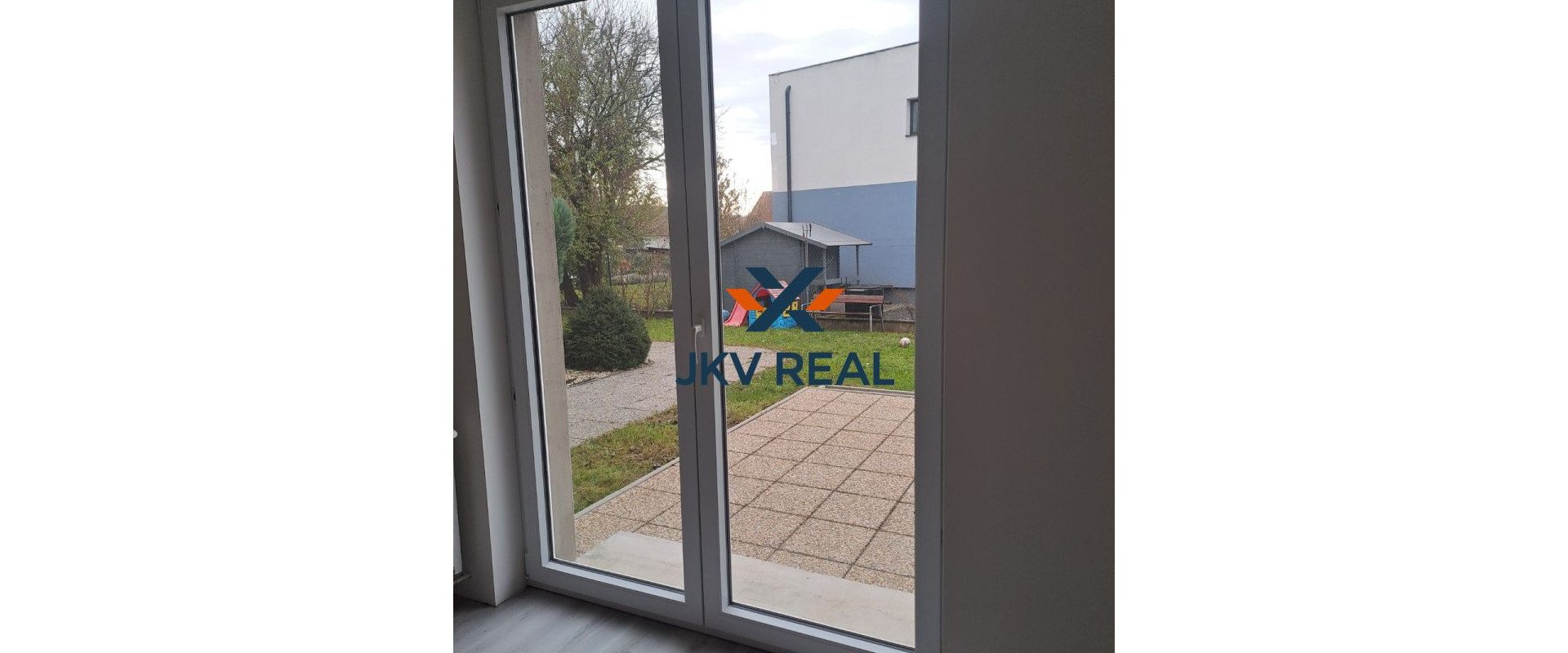 2-izbový , bezbarierový byt s terasou a uzatvoreným dvorom