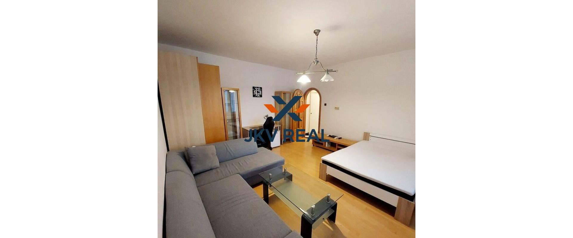 Na prenájom 1- izbový byt v Starom Meste  - Radlinského ul.