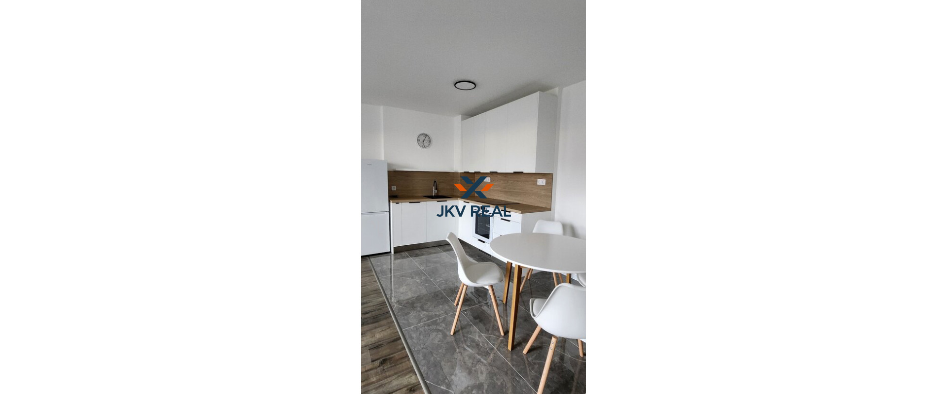 Na prenájom 2-izbový byt s balkónom v novostavbe – len 15 km od Bratislavy