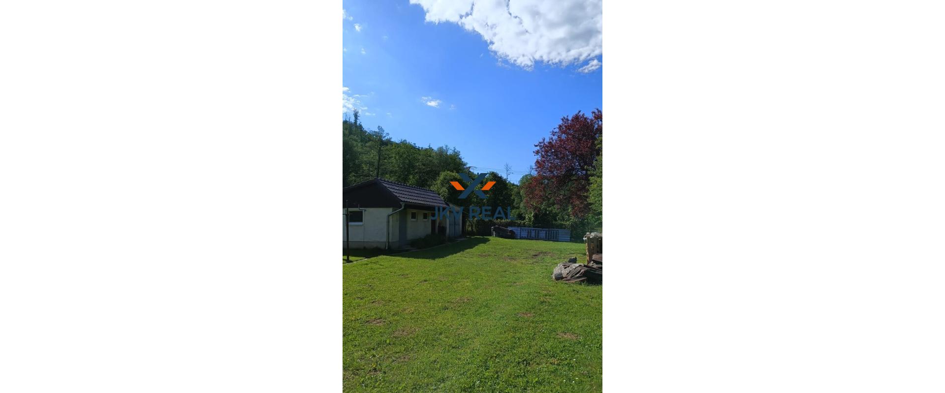 Na predaj rodinný dom s veľkým pozemkom