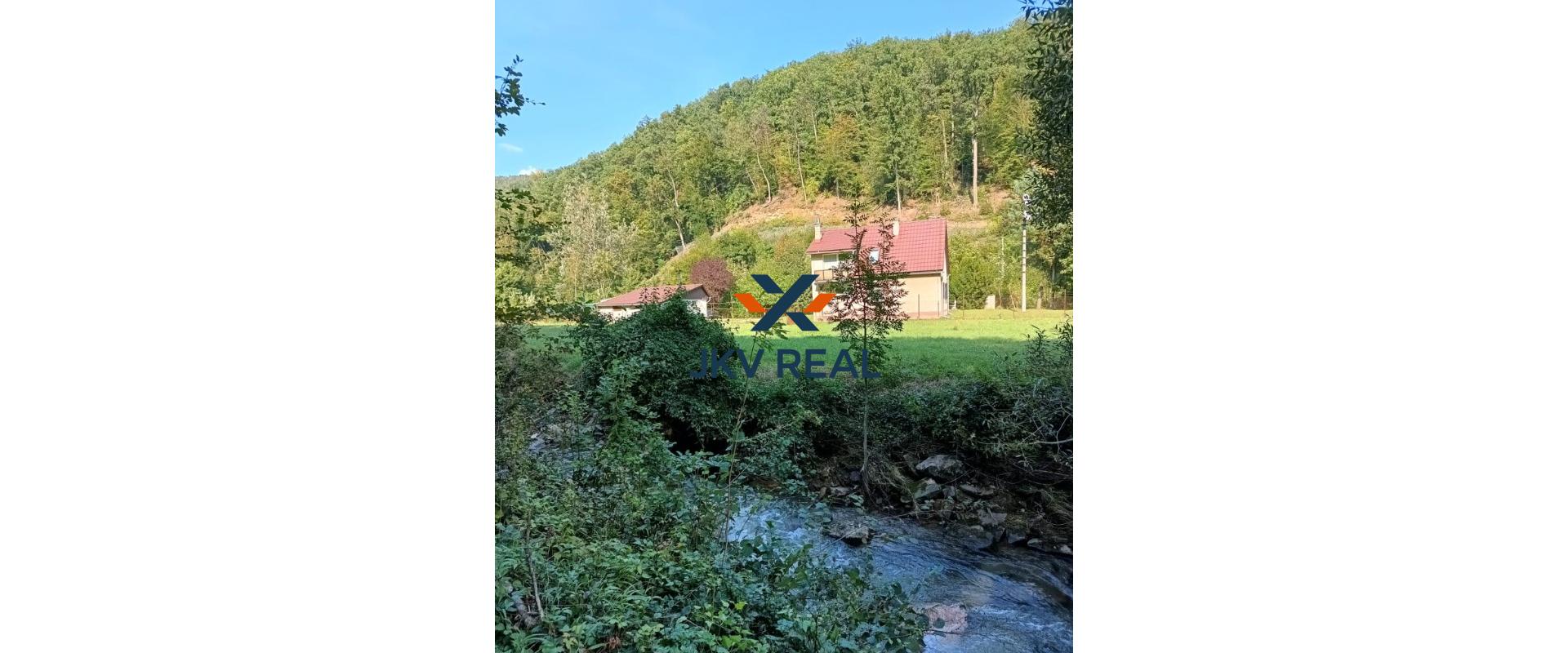 Na predaj rodinný dom s veľkým pozemkom