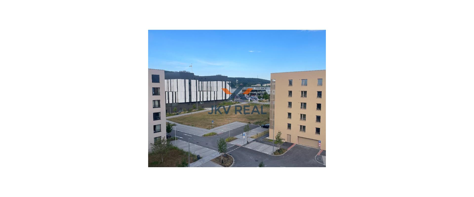 Na prenájom 3 izbový byt v Bratislave časť Lamač