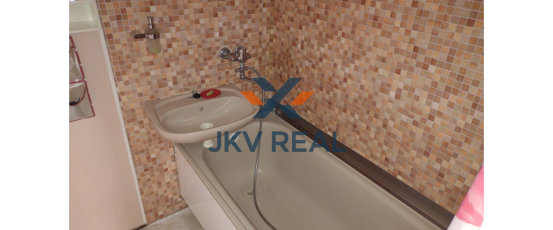 VEĽKÝ 3 - IZBOVÝ BYT 85M2  NA PREDAJ - PIEŠŤANY