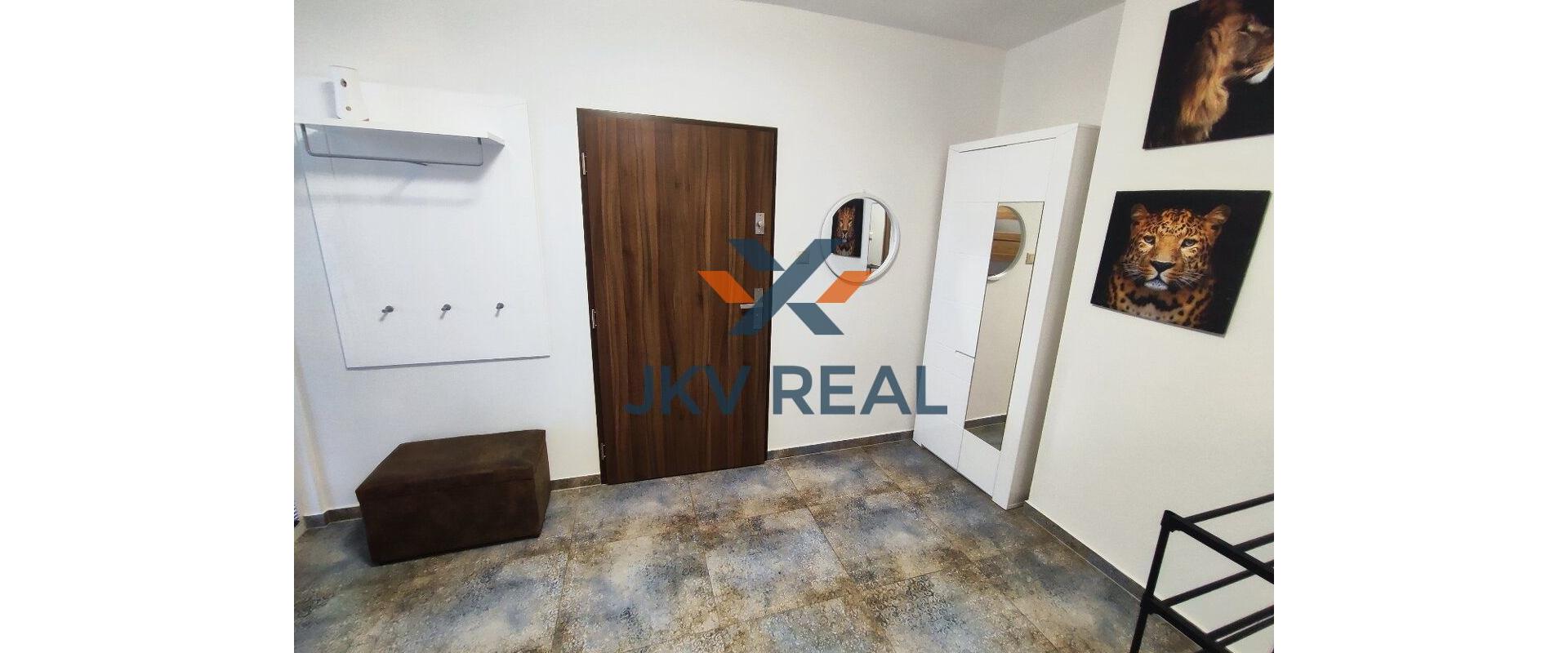 Luxusný Byt v nadstavbe historickej budovy, Prešov