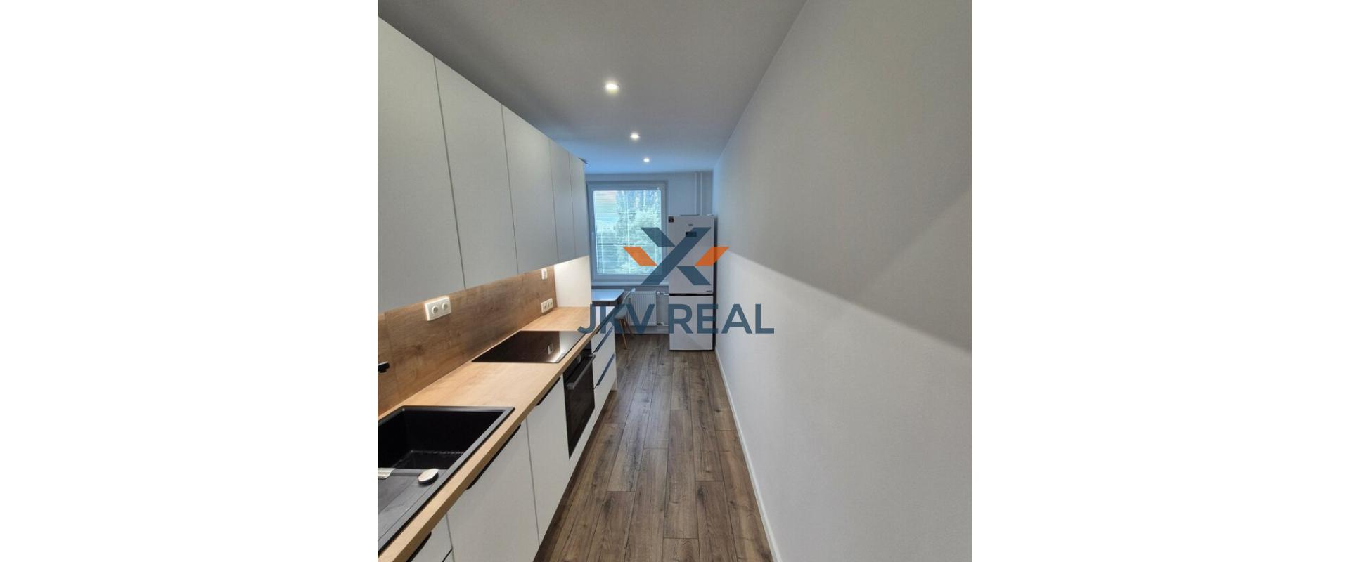 Na prenájom: Priestranný 2-izbový byt v Ružinove, ul. Andreja Mráza