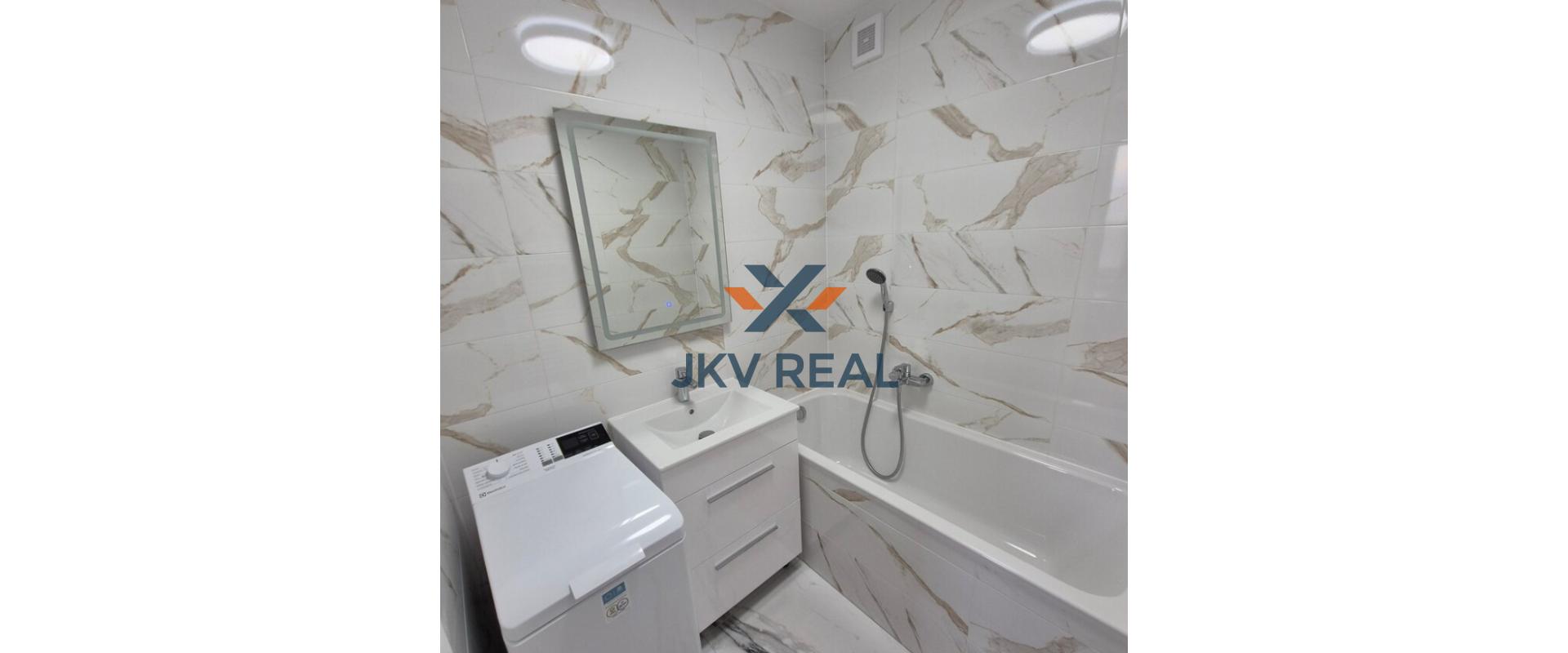 Na prenájom: Priestranný 2-izbový byt v Ružinove, ul. Andreja Mráza