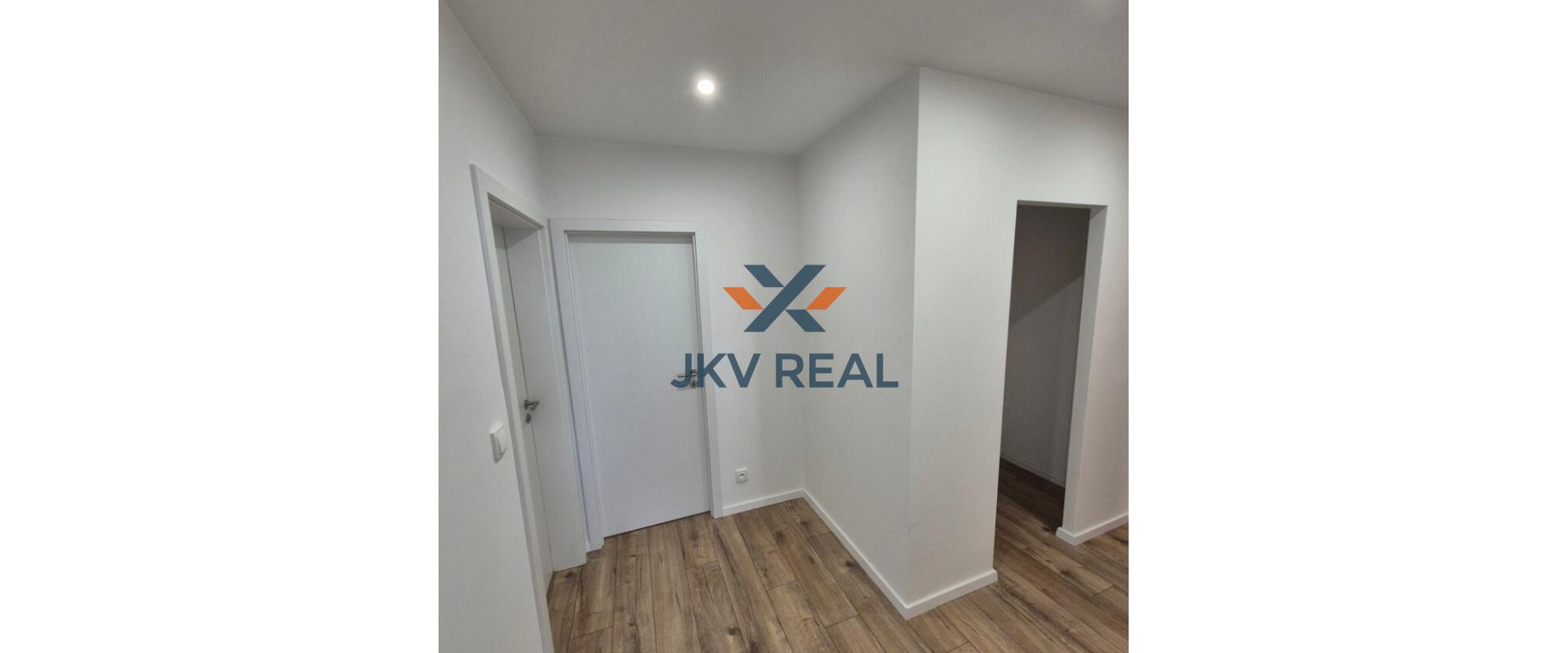 Na prenájom: Priestranný 2-izbový byt v Ružinove, ul. Andreja Mráza