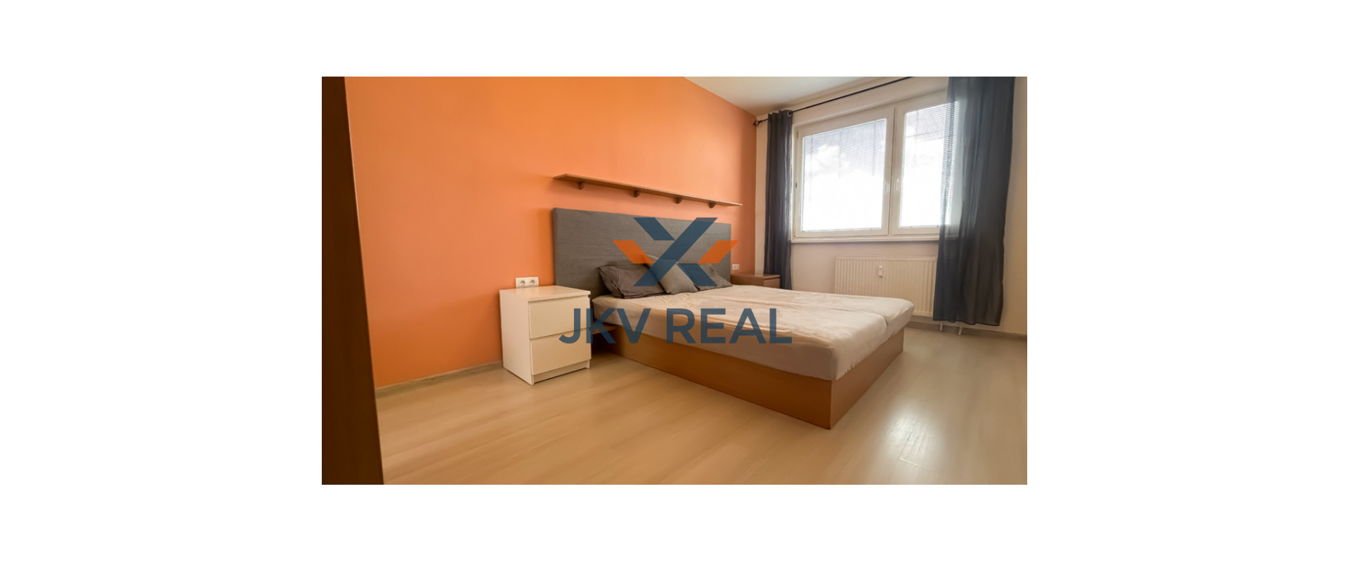 REZERVOVANÝ - Na predaj 4 izbový byt v Petržalke na Bzovickej ulici