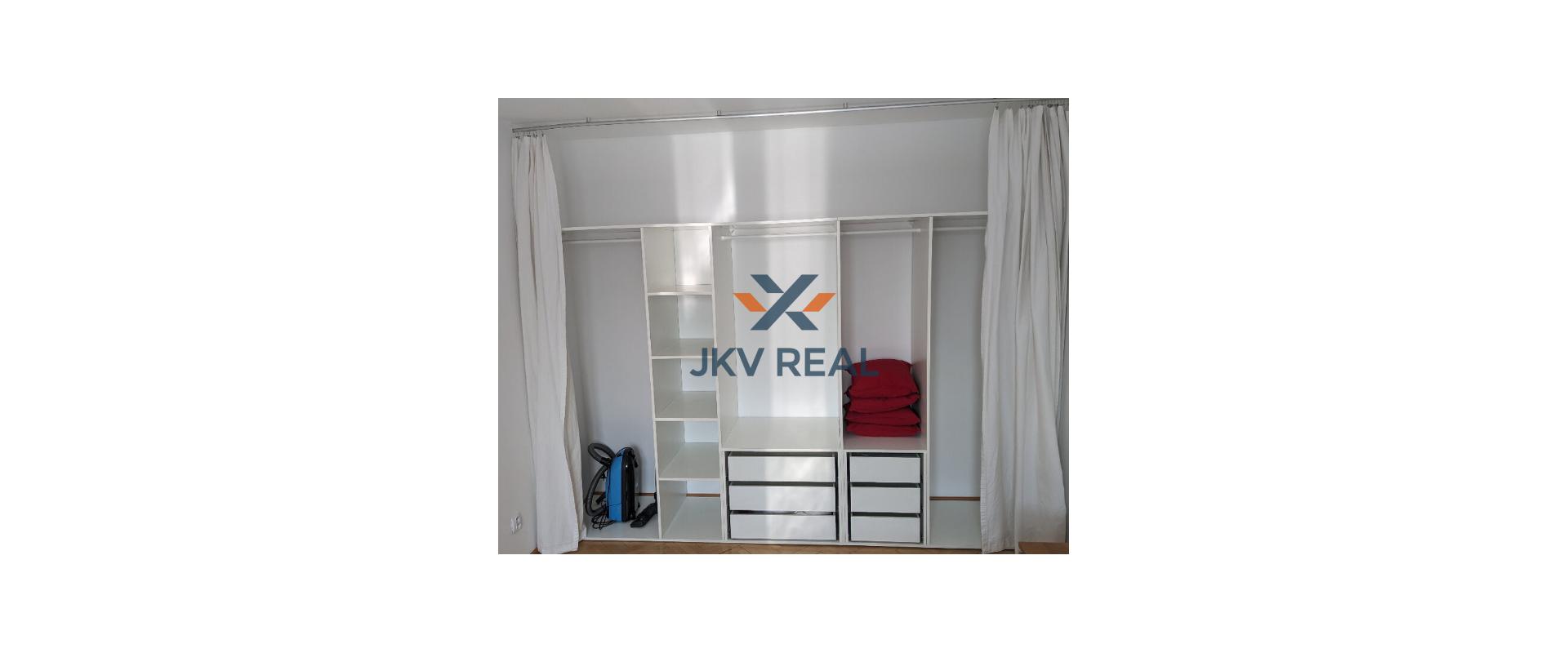 Na prenájom 2 izbový byt v Starom meste na Bukureštskej ulici