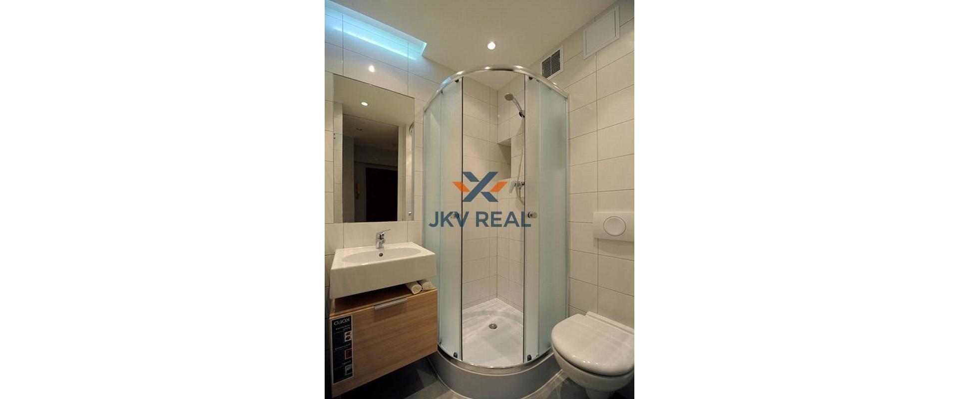 JKVreal ponúka na predaj moderný 2-izbový byt v novostavbe Slnečnice Viladomy, Bratislava – Petržalka