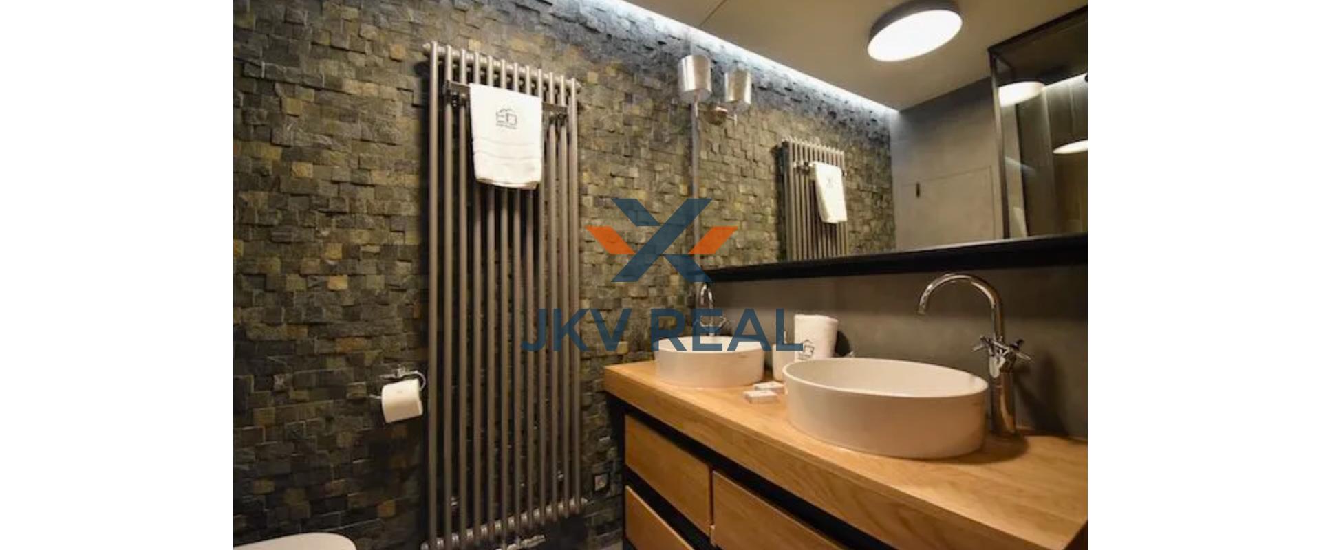 JKVreal ponúka na predaj nadštandardný apartmán v prestížnom rezorte Hrebienok Resort II – priamo v srdci Starého Smokovca