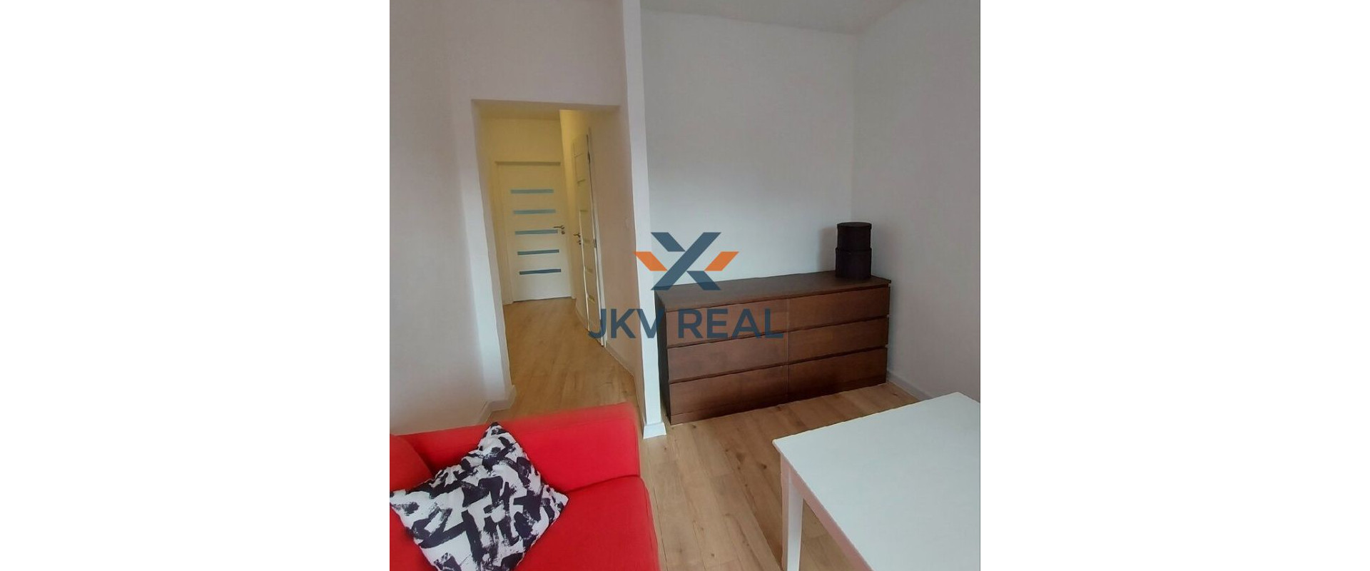 Ponúkam na prenájom krásny 2 izbový byt na Zapotôčkoch.