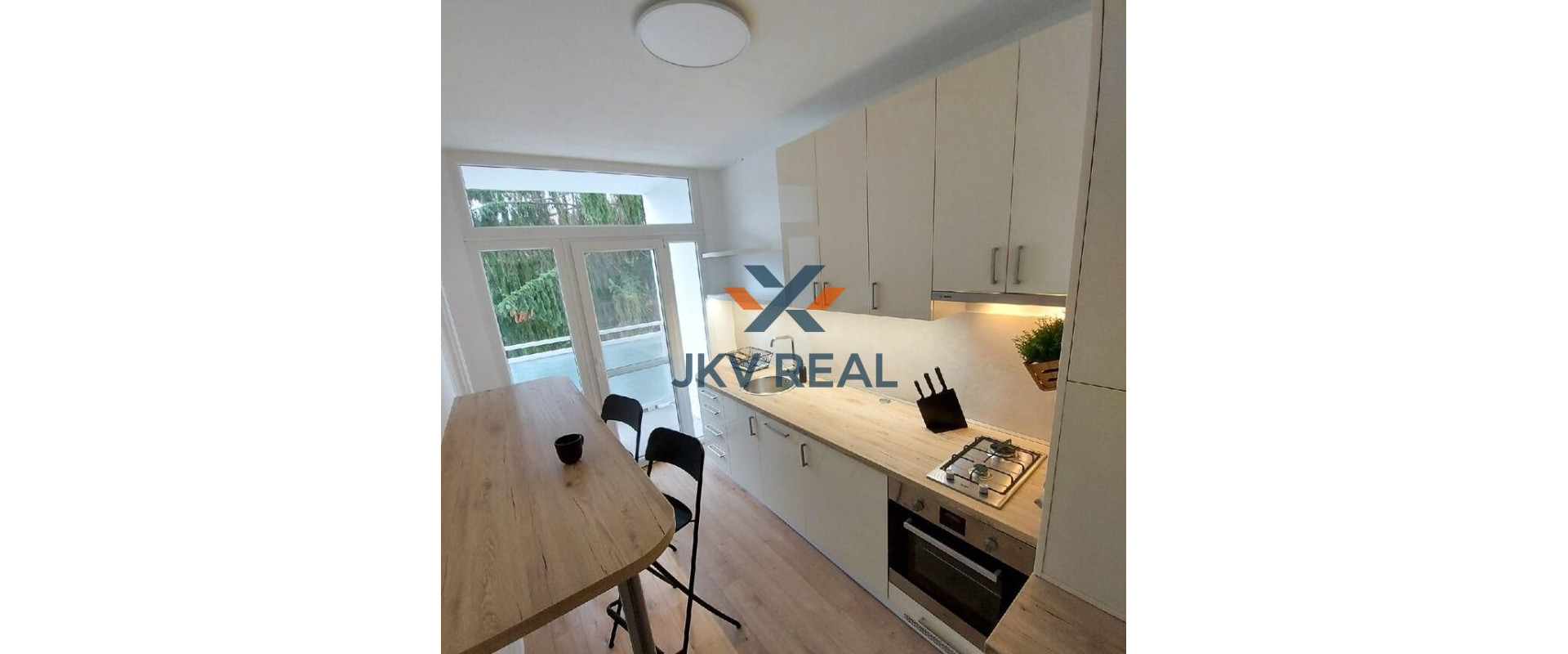 Ponúkam na prenájom krásny 2 izbový byt na Zapotôčkoch.