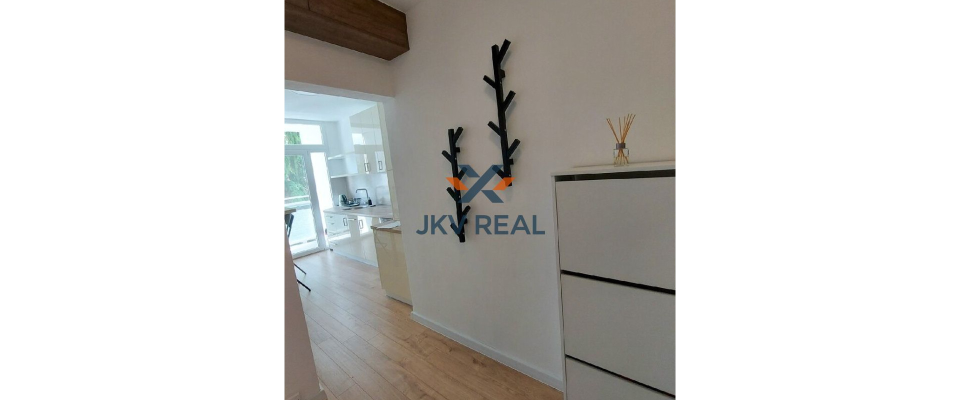 Ponúkam na prenájom krásny 2 izbový byt na Zapotôčkoch.