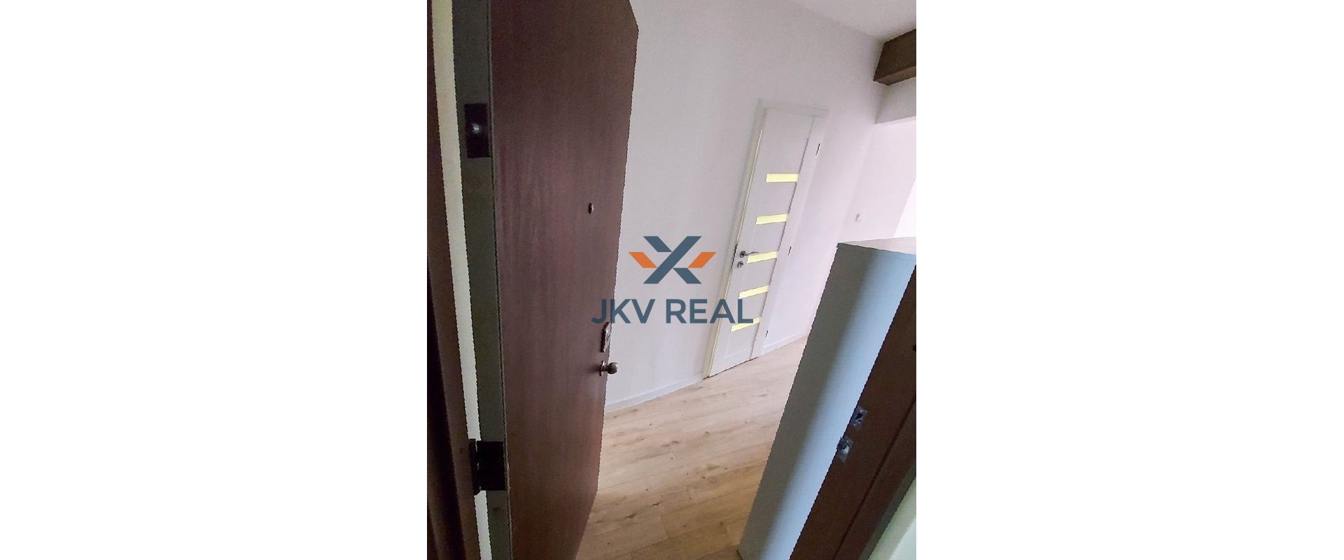 Ponúkam na prenájom krásny 2 izbový byt na Zapotôčkoch.