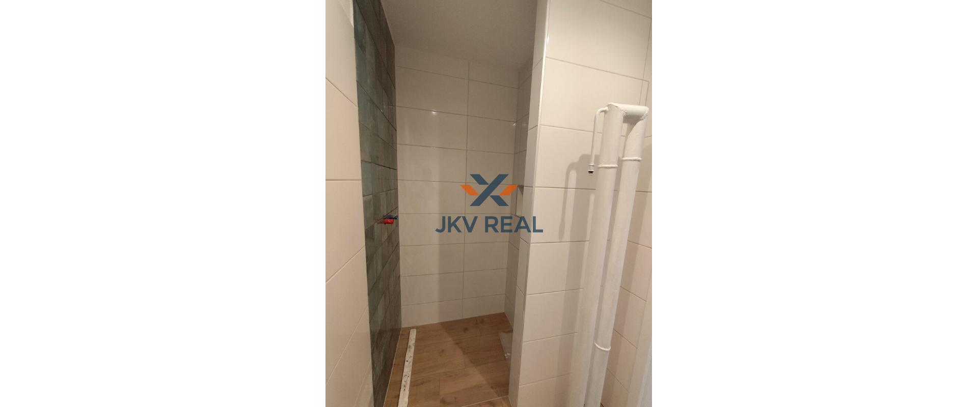 NA PREDAJ: 2-izbový byt po kompletnej rekonštrukcii