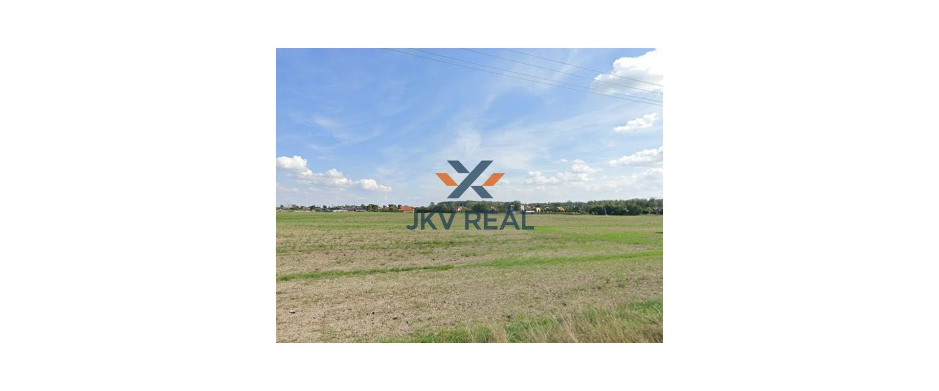 NA PREDAJ SLNEČNÝ ROVINATÝ POZEMOK V OBCI DOBROHOŠŤ, 520 M2, 79990 EUR