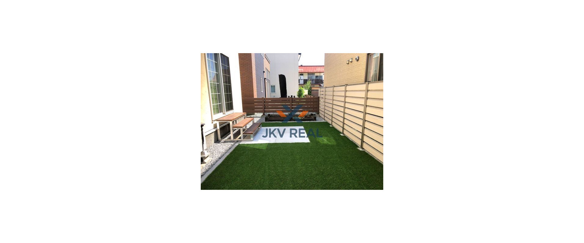 JKVreal ponúka na predaj útulný 3-izbový byt v projekte, ktorý zaujme nielen svojím dispozičným riešením, ale aj pokojnou atmosférou a praktickými prvkami.