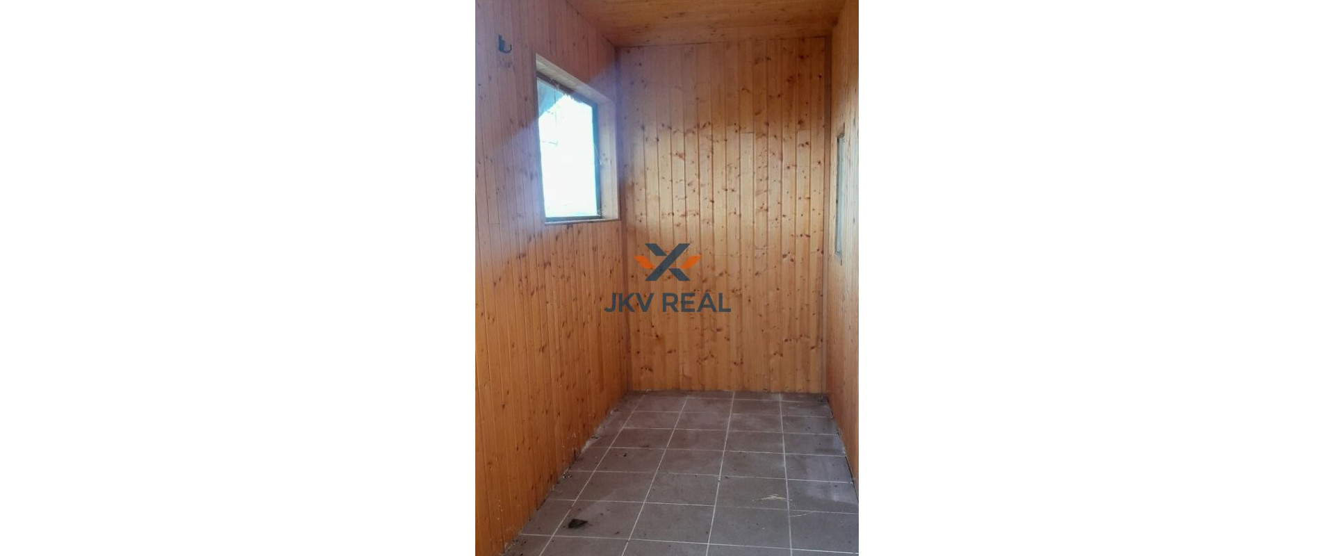 Na predaj viničný domček s vinicou a ornou pôdou