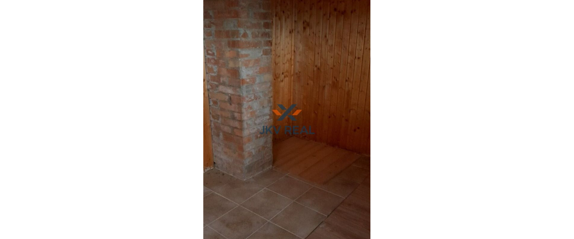 Na predaj viničný domček s vinicou a ornou pôdou