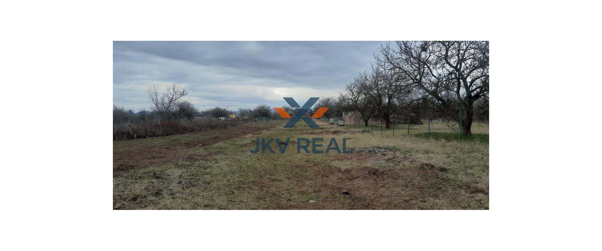 Na predaj 3 pozemky v lokalite Boží kopec v Šturove